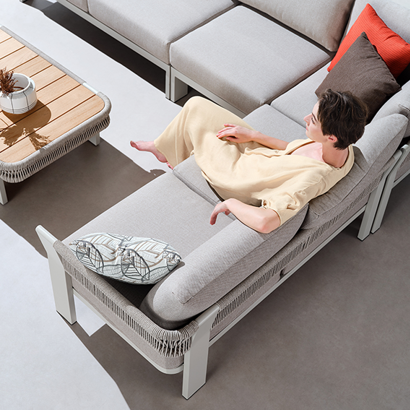 hotel garden furniture (3).jpg