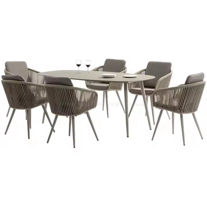 cheap outdoor dining set.jpg