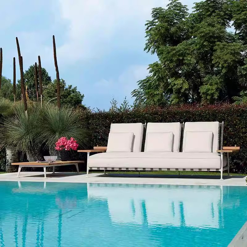 modern patio furniture.jpg
