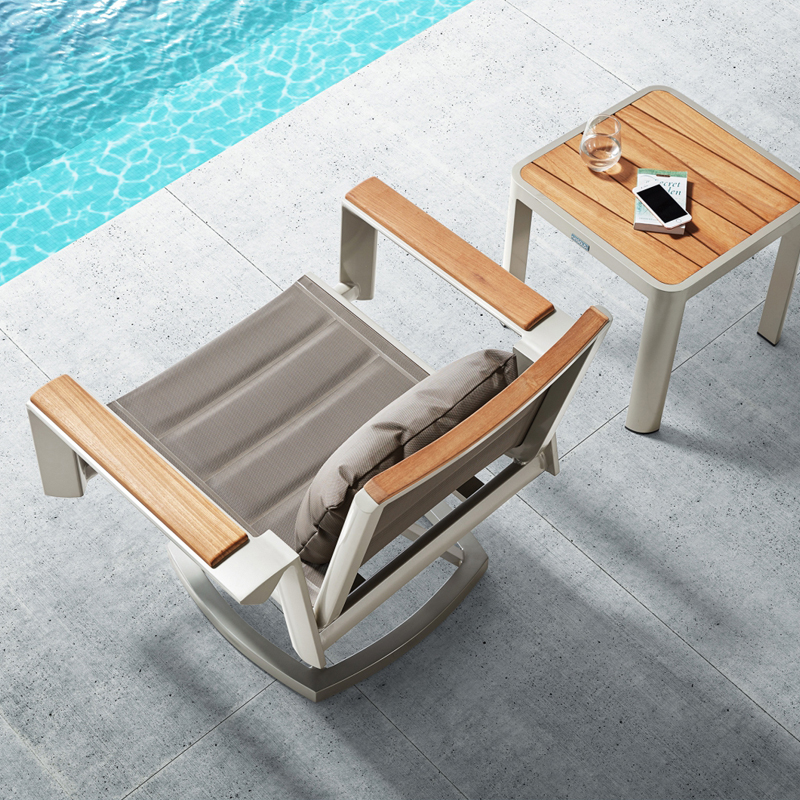 garden furniture (2).jpg