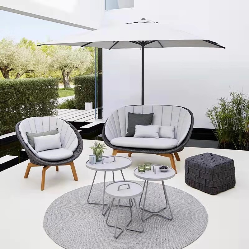modern outdoor sofa.jpg